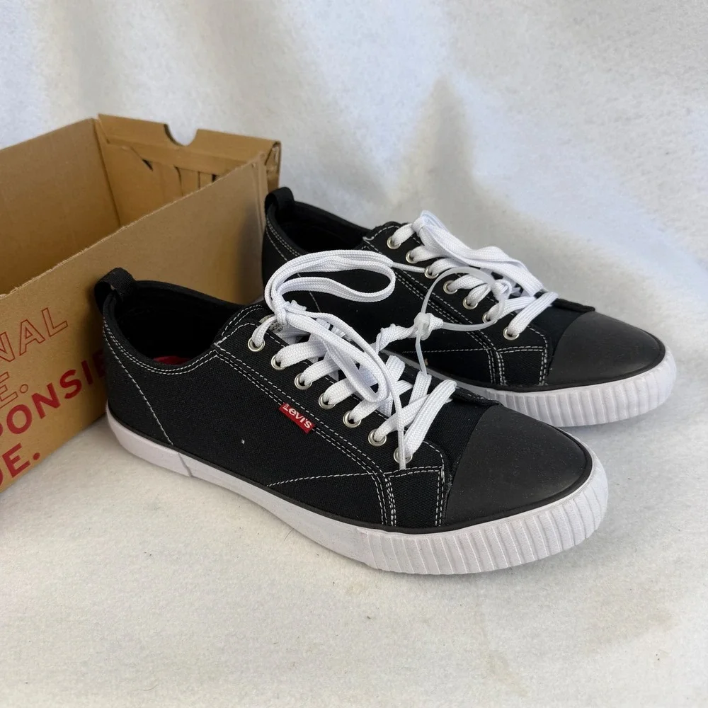 Levis Anikin C CVS Mens US 10 UK 9 Black Canvas Low Top Sneakers New